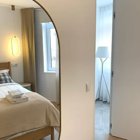 - Centro - 2 Quartos, 2 Casas De Banho * Oporto