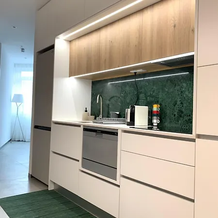Apartament - Centro - 2 Quartos, 2 Casas De Banho